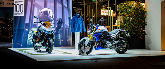 OP NAAR MOTORBEURS UTRECHT.